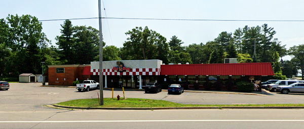 Big Boy Restaurants (Elias Brothers, Elias Bros) - East Tawas - 1222 Us-23 (newer photo)